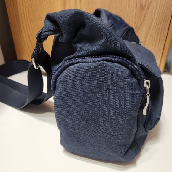 Baggallini Crossbody Travel Bag with Trolley Sleeve – Navy Blue - Picture 4 of 11